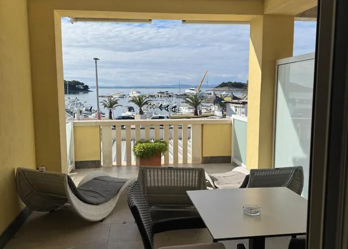 Ljubica Couette-café