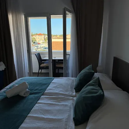 Ljubica 4*