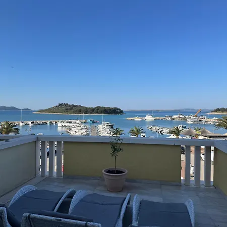 Bed and Breakfast Ljubica 4*